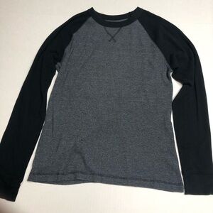 Old Navy full-length crewneck raglan sleeve t-shirt